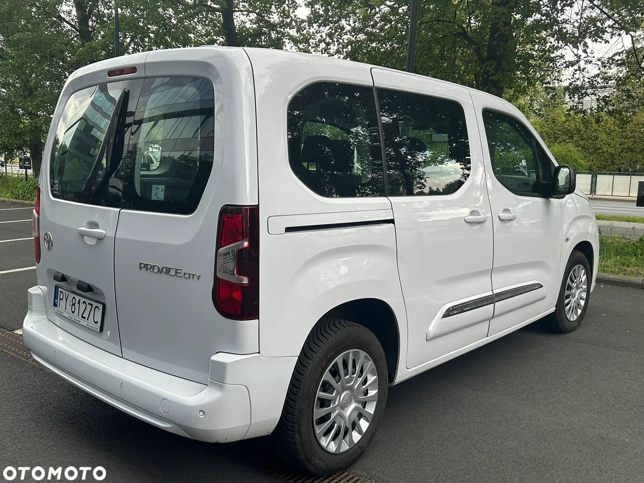 Toyota Proace City Verso 1.5 D-4D Business - 4