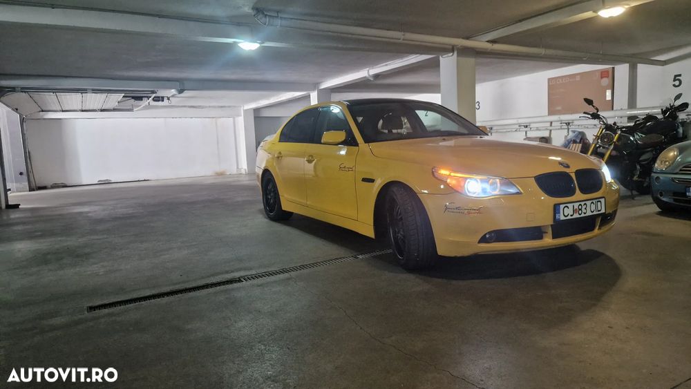 BMW Seria 5 520i - 2
