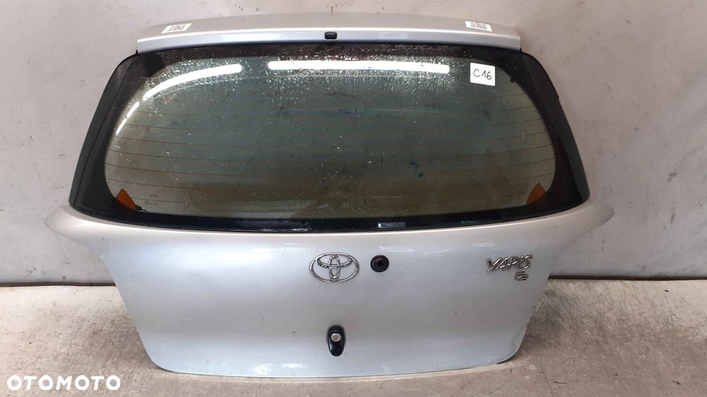 ) KLAPA TYŁ TYLNA BAGAŻNIKA TOYOTA YARIS 1 I 199 SREBRNA - 1