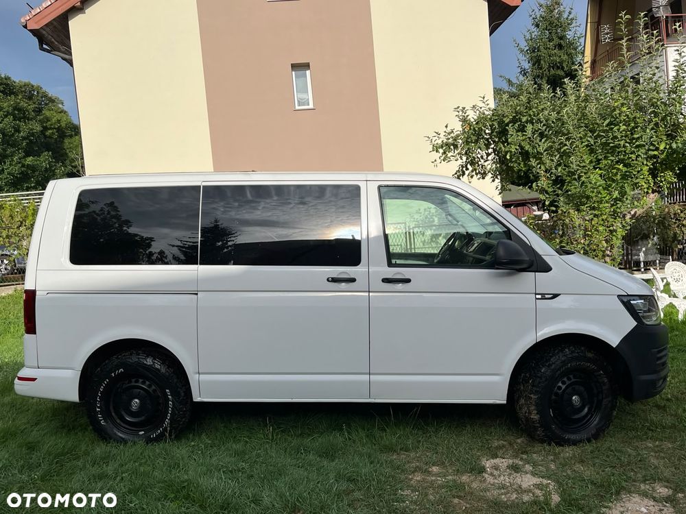 Volkswagen Transporter - 1