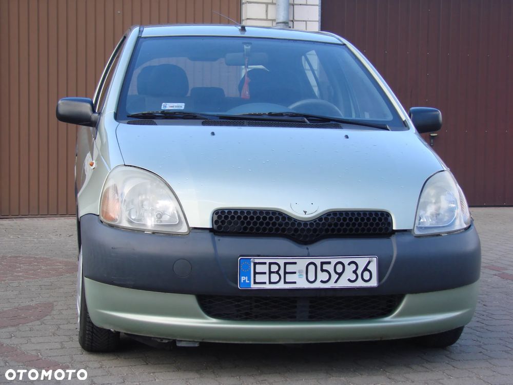 Toyota Yaris - 5