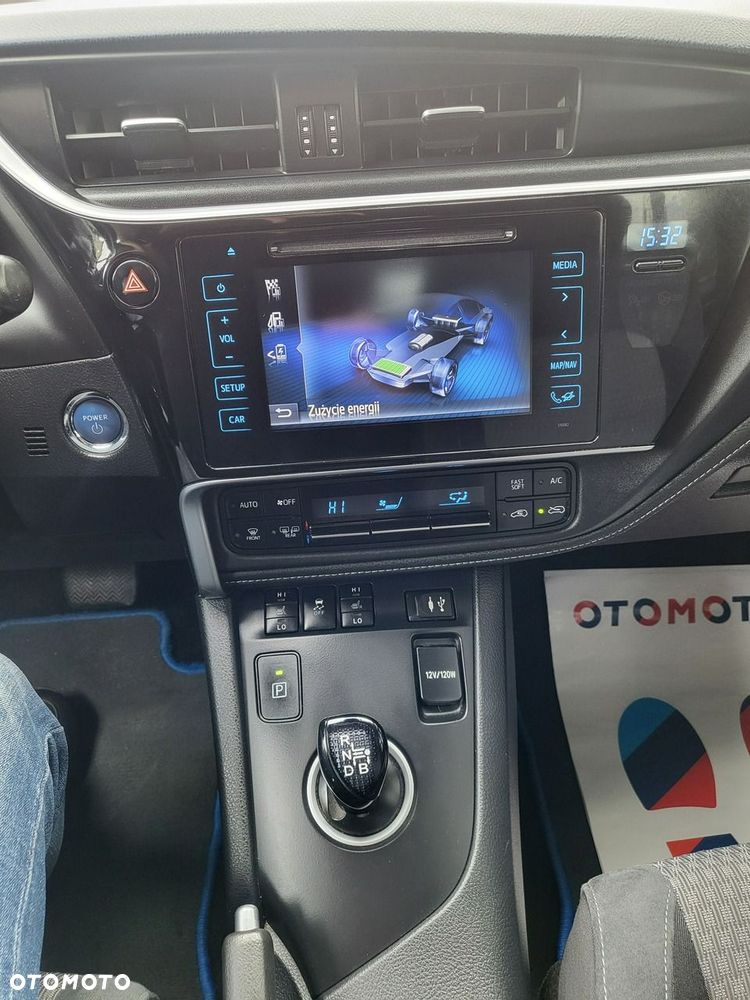 Toyota Auris - 23