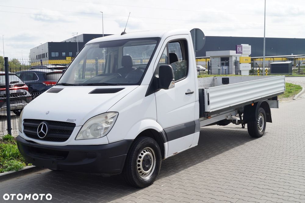 Mercedes-Benz Sprinter - 10