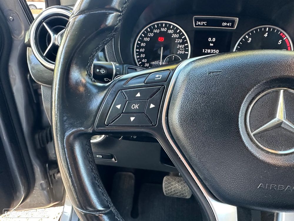 Mercedes-Benz B 180 - 29