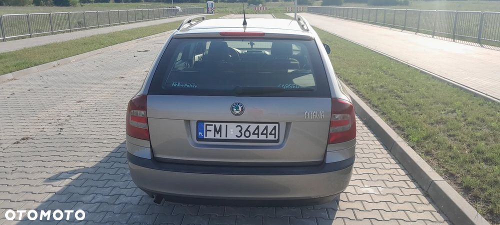 Skoda Octavia 1.6 Classic - 6