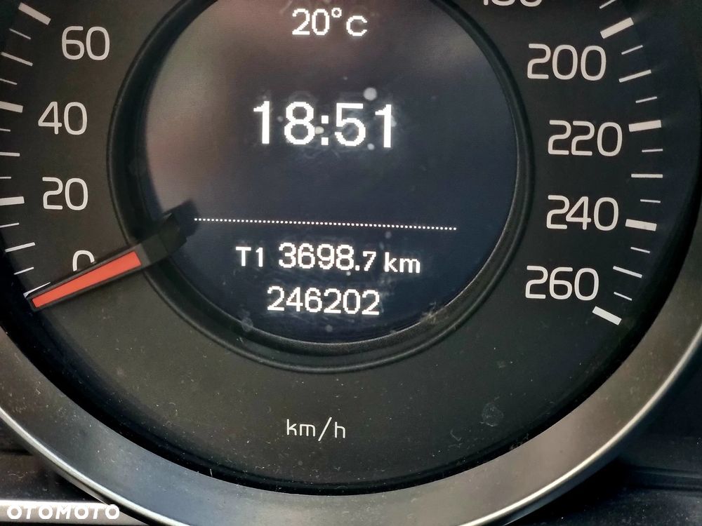 Volvo V40 D2 Kinetic - 9