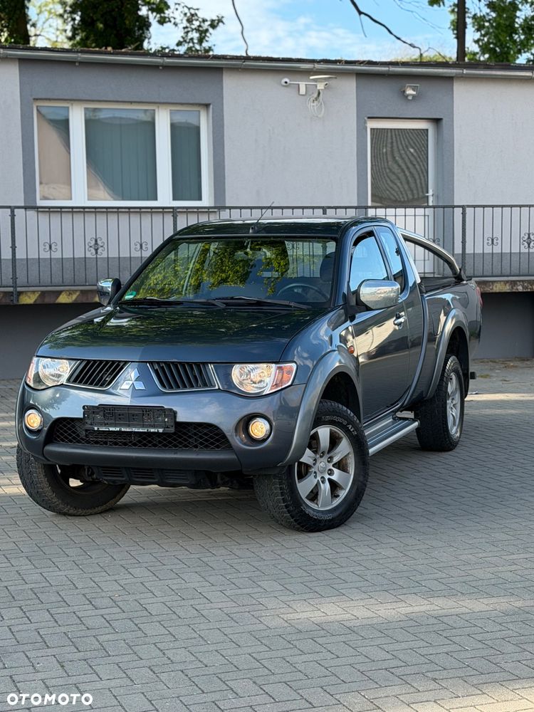 Mitsubishi L200 Pick Up 4x4 Intense Club Cab - 1