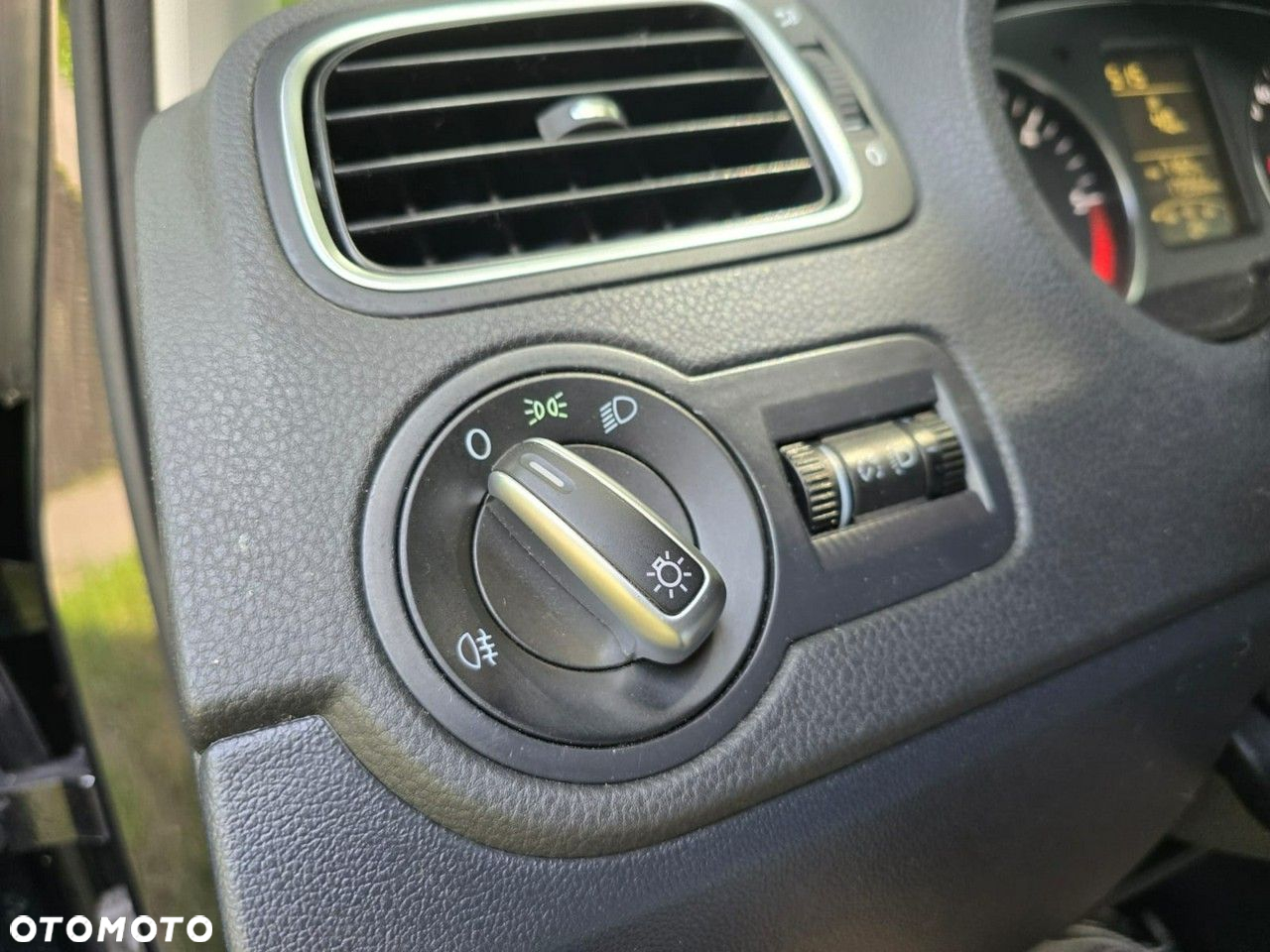 Volkswagen Polo - 12