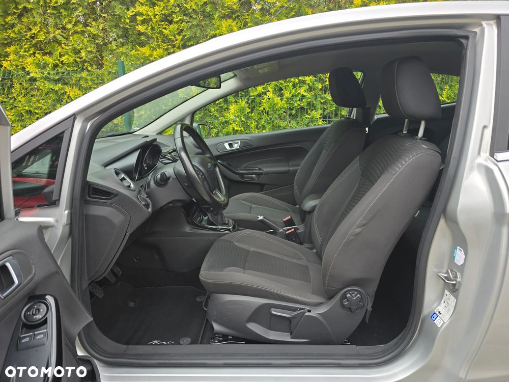 Ford Fiesta 1.0 EcoBoost Titanium X - 20