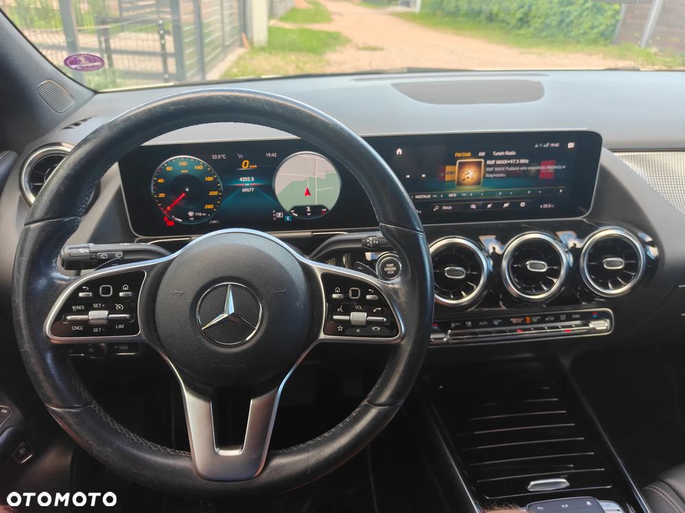 Mercedes-Benz Klasa B 180 7G-DCT Progressive - 10