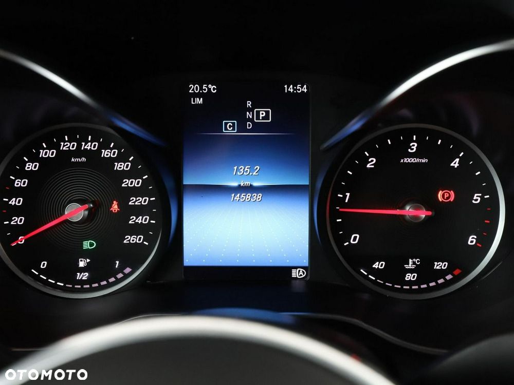 Mercedes-Benz GLC 220 d 4-Matic - 23