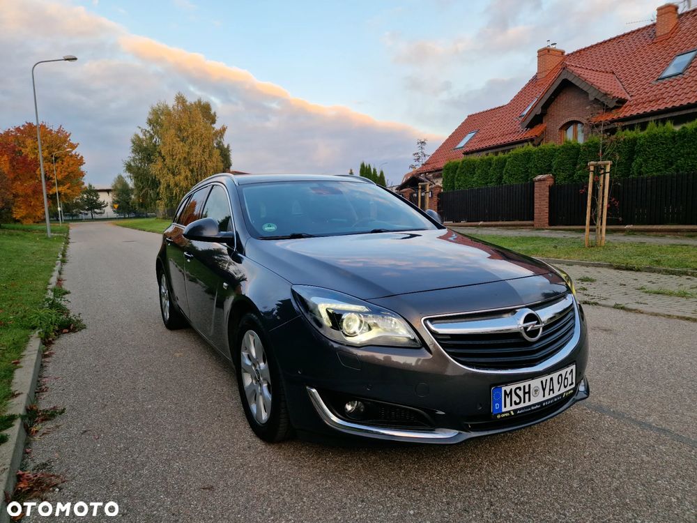 Opel Insignia 2.0 CDTI Sports Tourer Automatik - 1