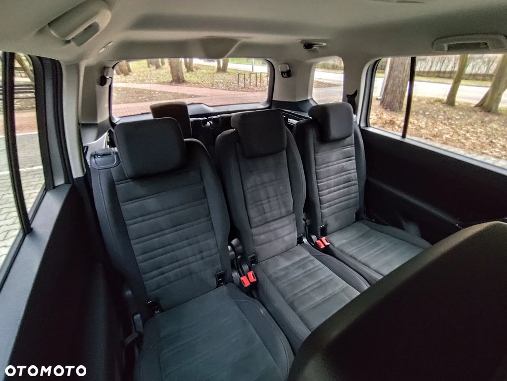 Volkswagen Touran 2.0 TDI SCR DSG Highline - 26