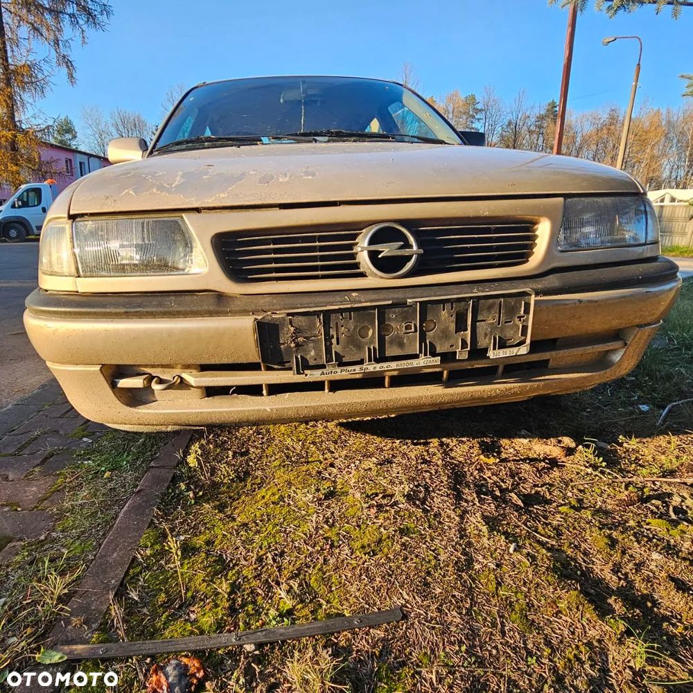 Opel Astra Classic F 1,4 B  (Z489) pojazd na części: maska, zderzak, drzwi, szyby, lusterka, chłodnica - 13