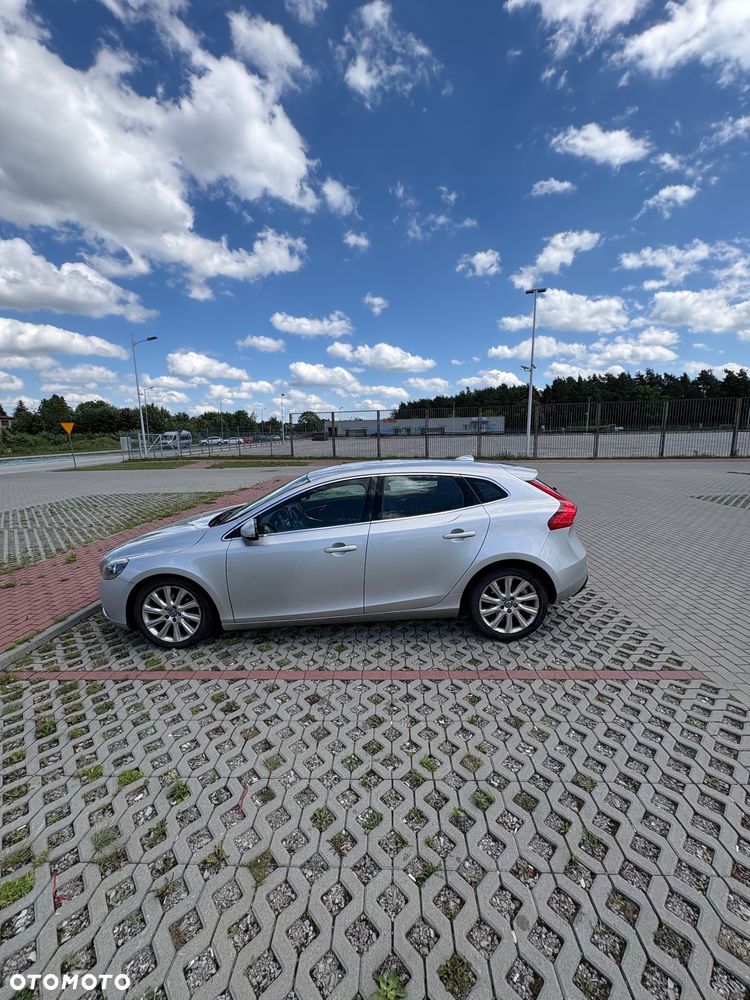 Volvo V40 D2 Momentum - 7