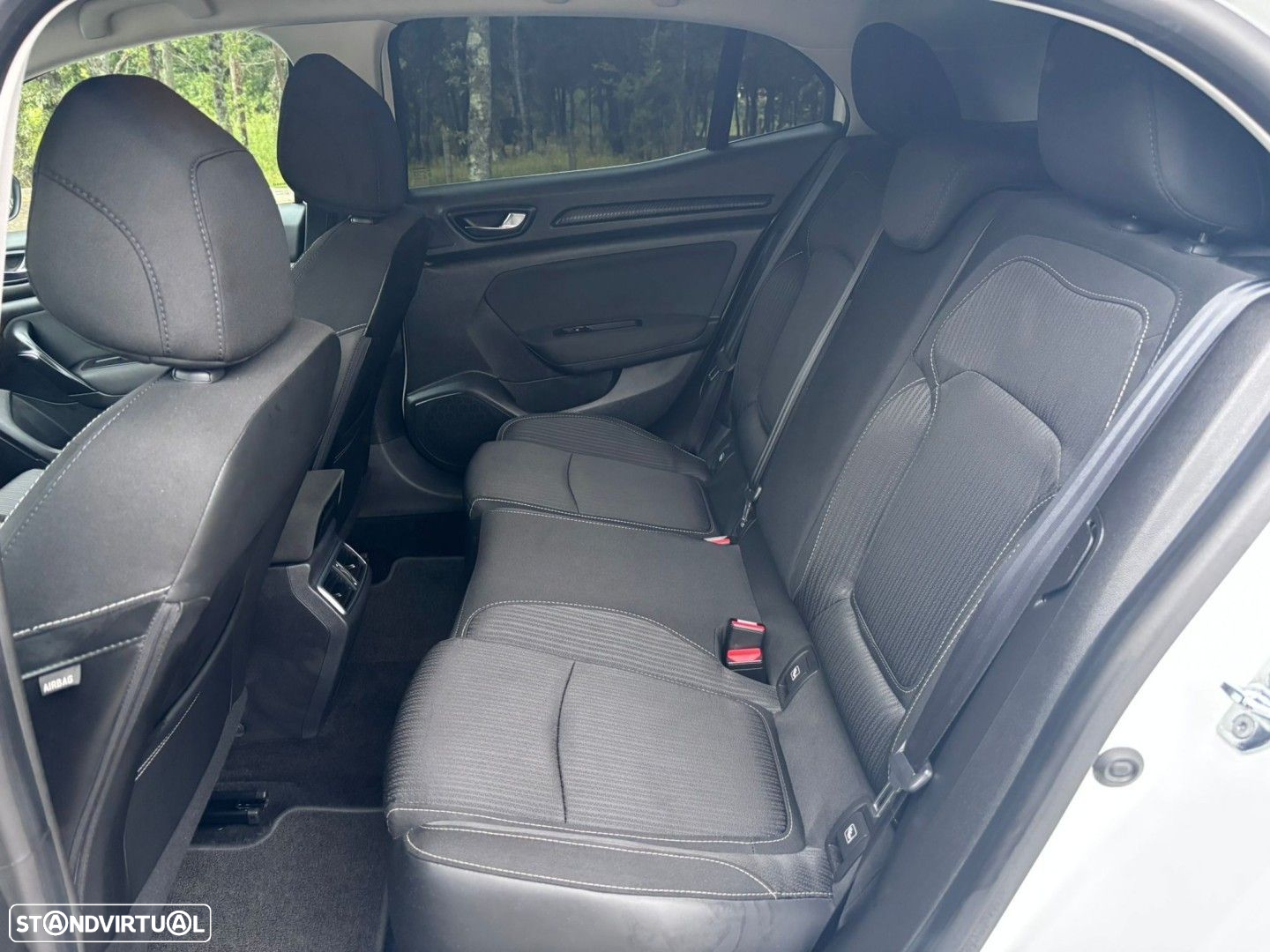 Renault Mégane 1.5 dCi Dynamique S SS - 9