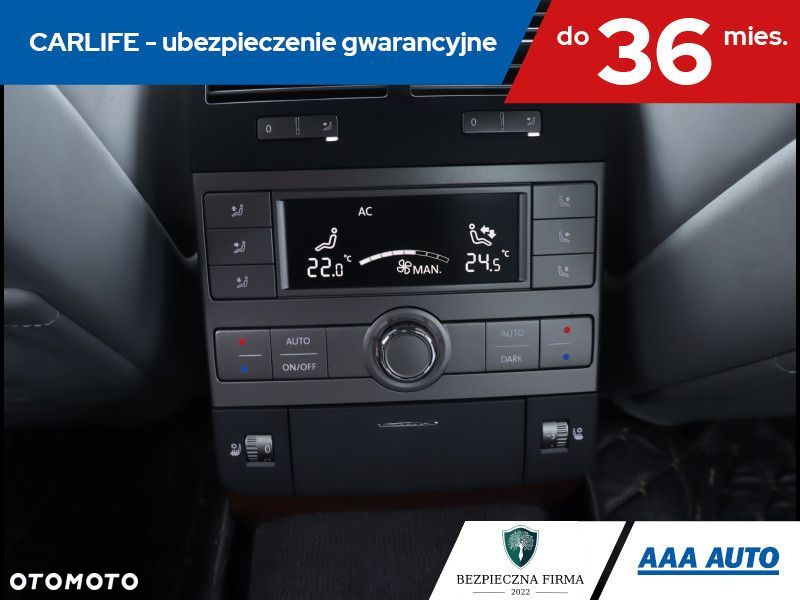 Volkswagen Phaeton - 19