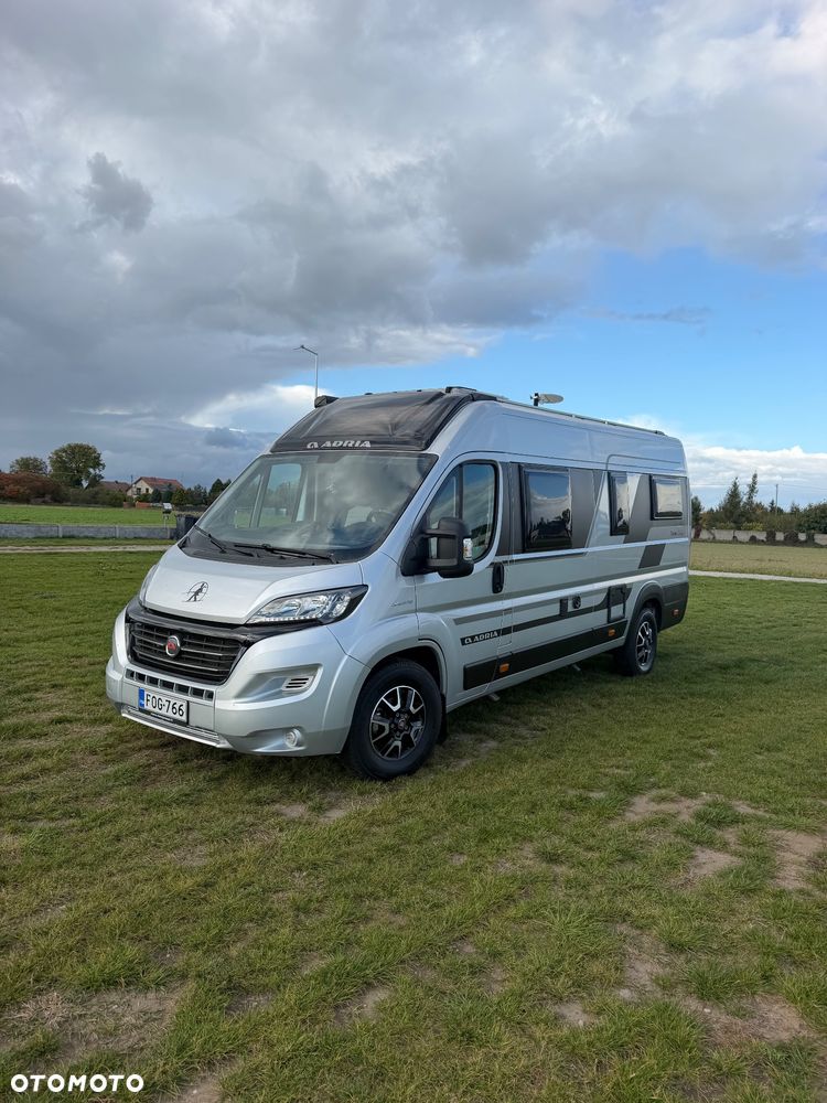 Adria Twin Slb