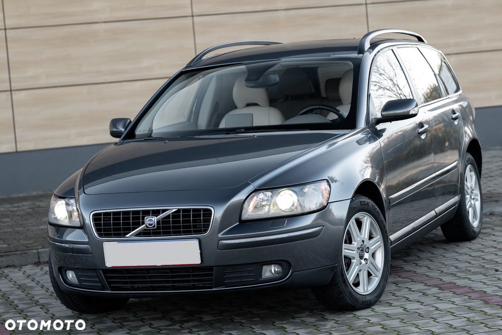 Volvo V50 T5 AWD Summum - 2