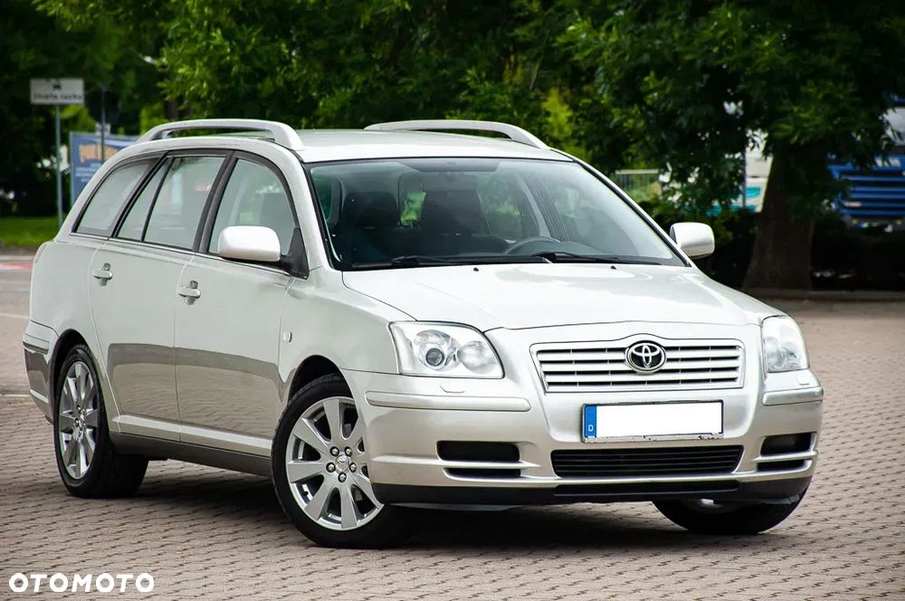 Toyota Avensis 1.8 VVT-i Combi - 2