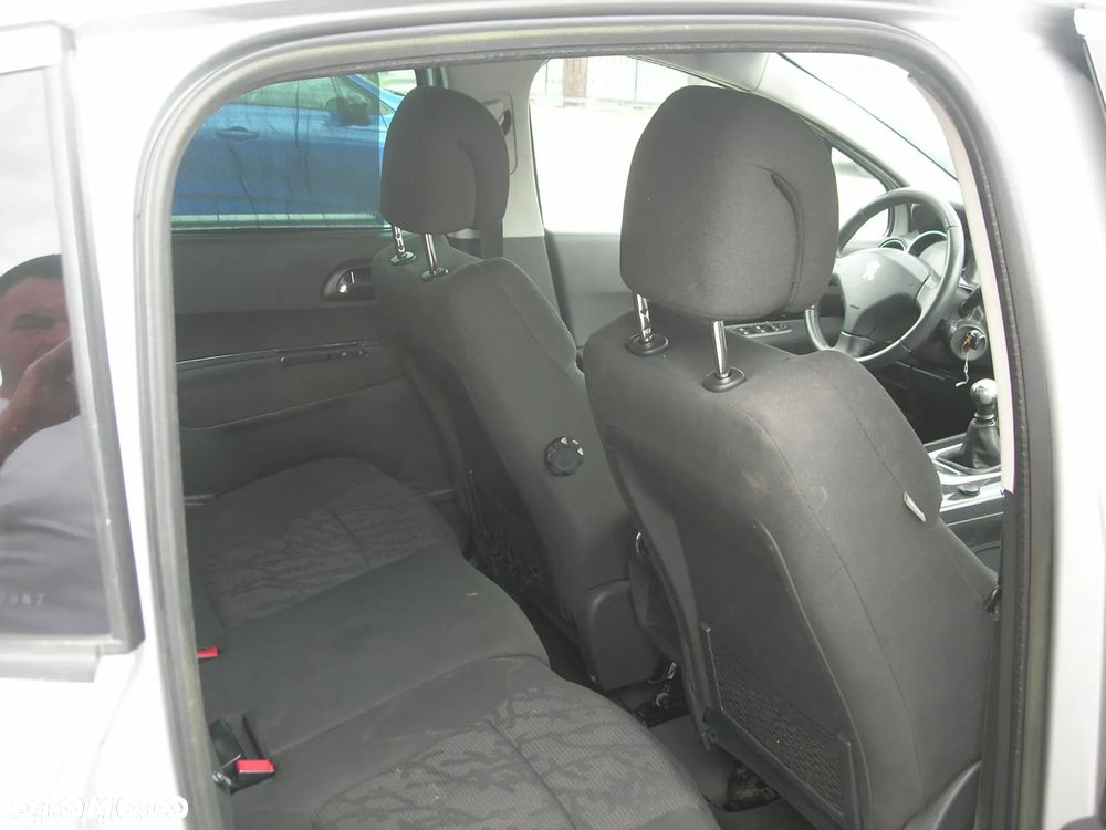 Peugeot 3008 HDi FAP 115 Active - 19