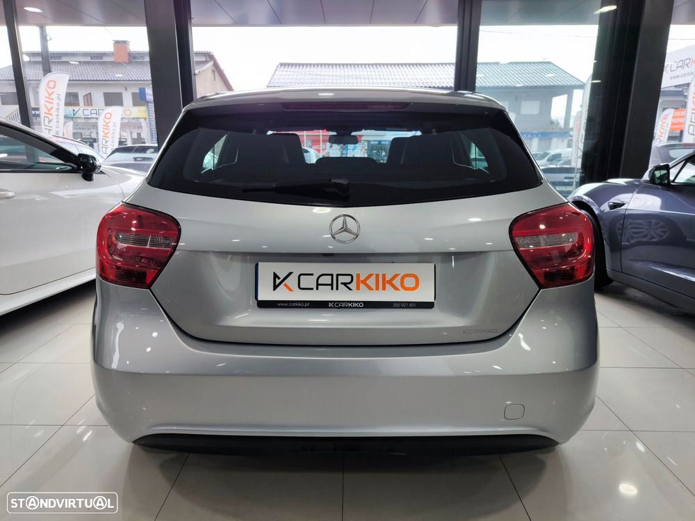 Mercedes-Benz A 180 - 4