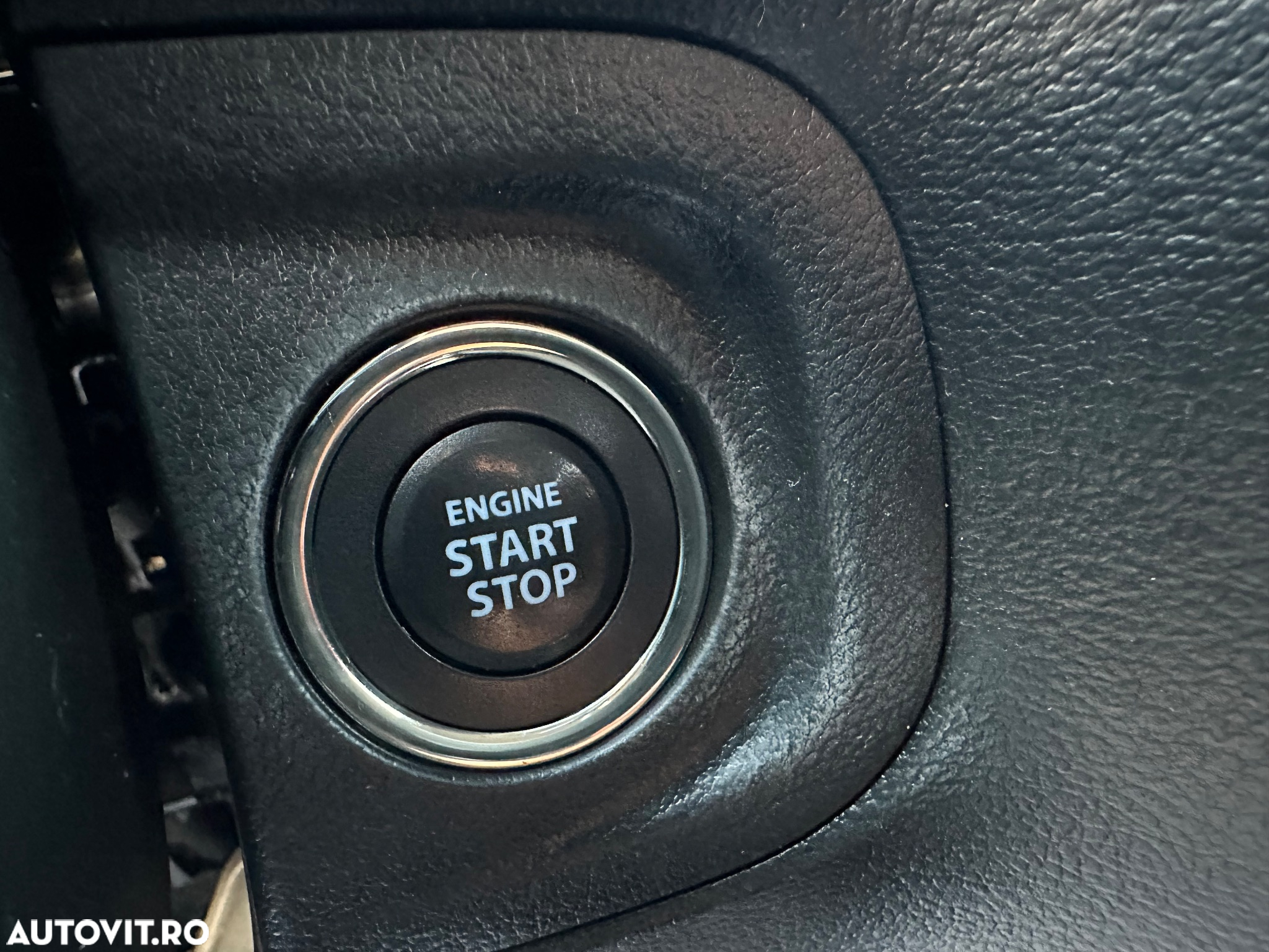 Suzuki Vitara 1.6 DDIS 4X4 Luxus - 30