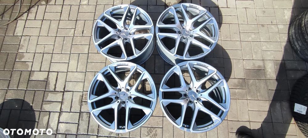 FELGI ALUMINIOWE 5x112 STOPNIOWANE AMG 2x 10J x 20 CALI ET28 fi 66.6 2x 9,5J x 20 CALI ET 30 MERCEDES GLC KOMPLET 4 SZTUKI - 1