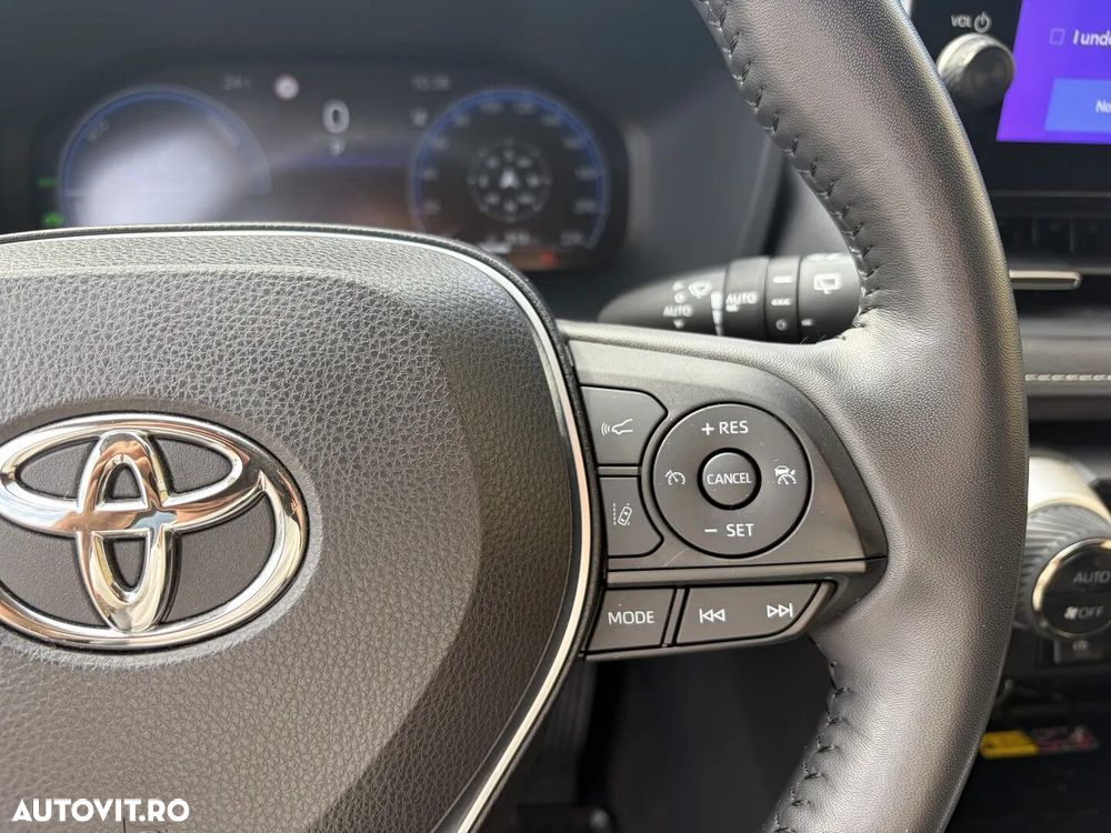 Toyota RAV4 2.5 VVT-iE 4x4 Luxury - 24