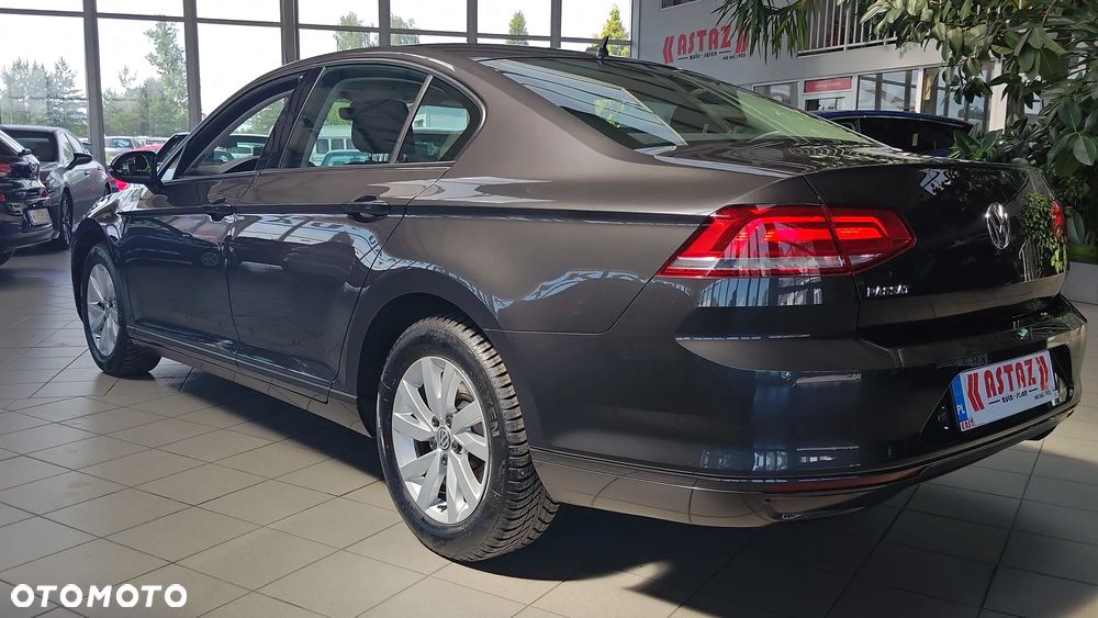 Volkswagen Passat 1.5 TSI EVO Essence DSG - 4