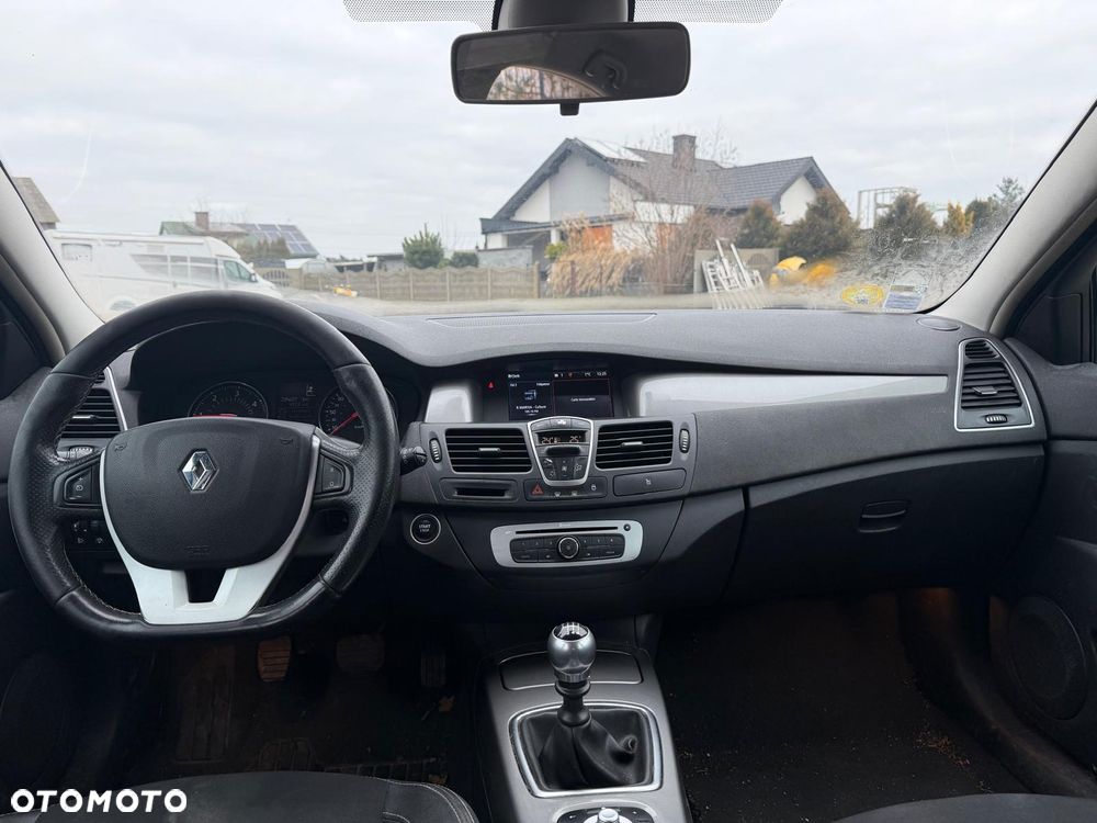 Renault Laguna dCi 110 FAP Limited - 13