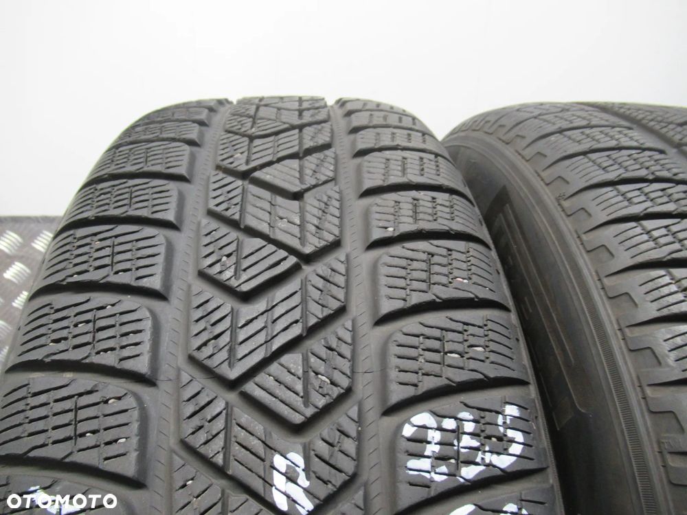 2x Pirelli Scorpion Winter RSC 235/60/18 103H nr1818 - 3
