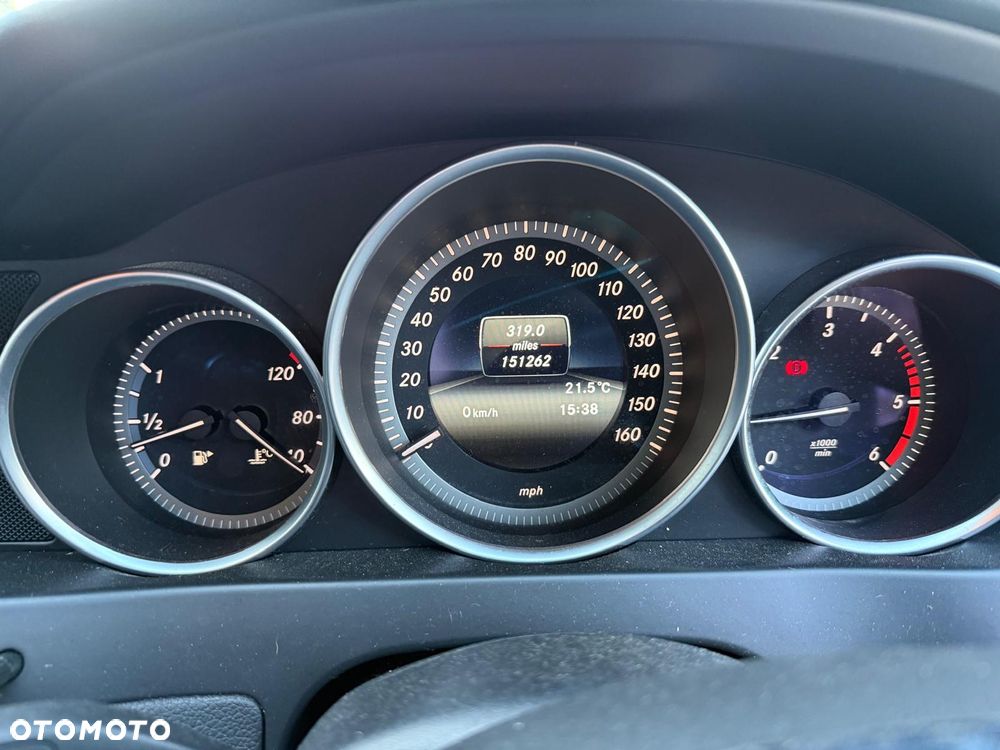 Mercedes-Benz Klasa C 220 CDI DPF BlueEFFICIENCY Special Edition - 22