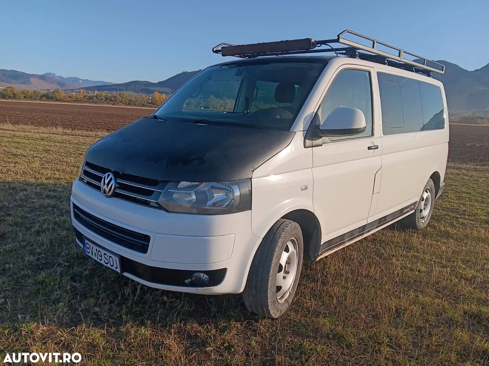 Volkswagen Multivan - 1