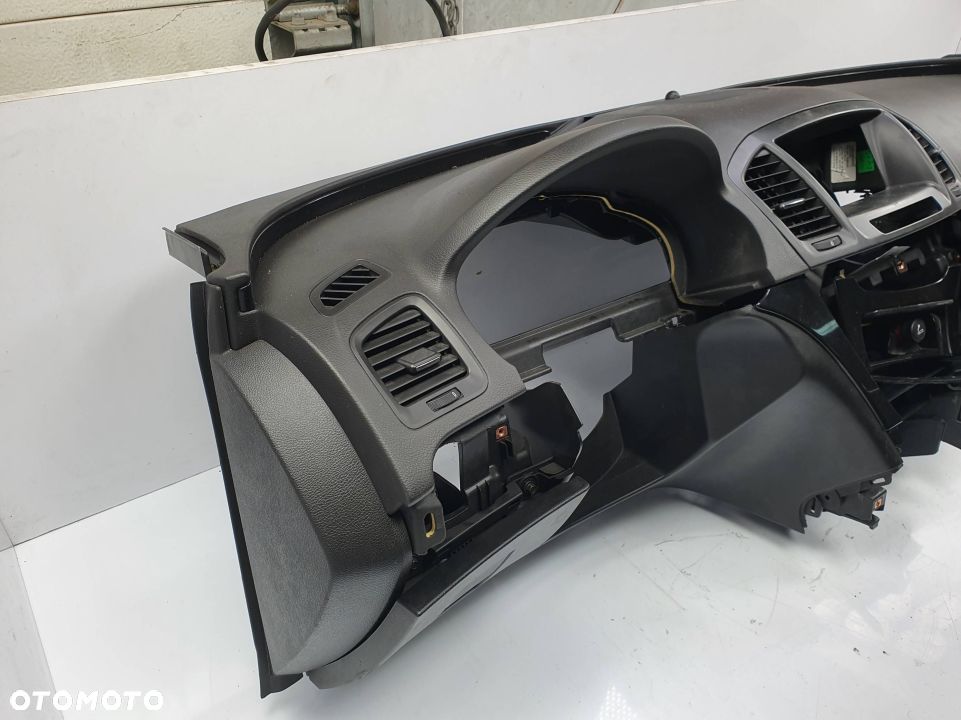 DESKA KOKPIT OPEL INSIGNIA A - 2