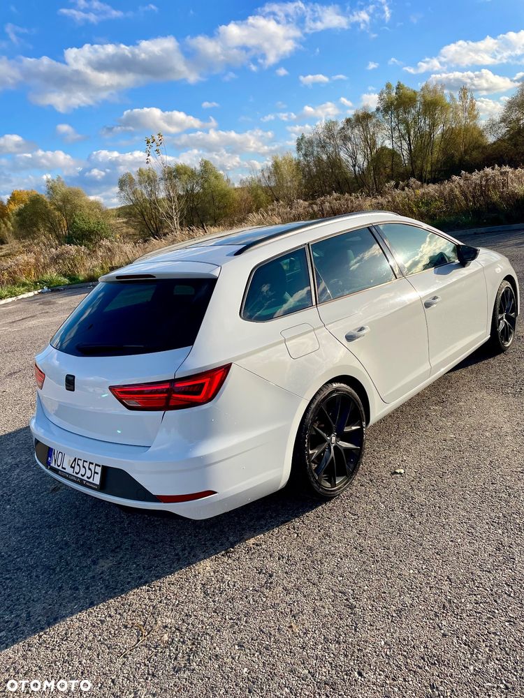 Seat Leon 2.0 TDI FR Black S&S - 2