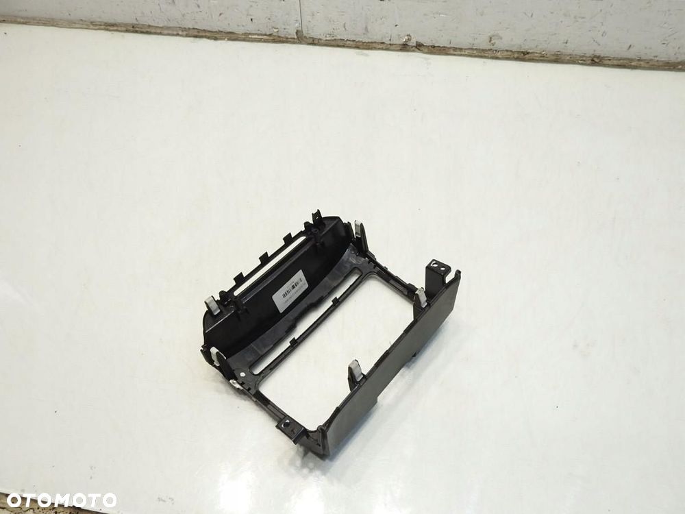 RAMKA OSŁONA RADIA KIA SPORTAGE III U097813810 - 3