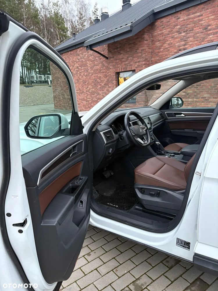 Volkswagen Atlas - 9