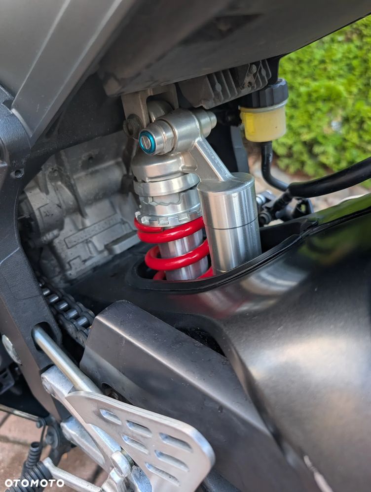 Yamaha R6 - 9