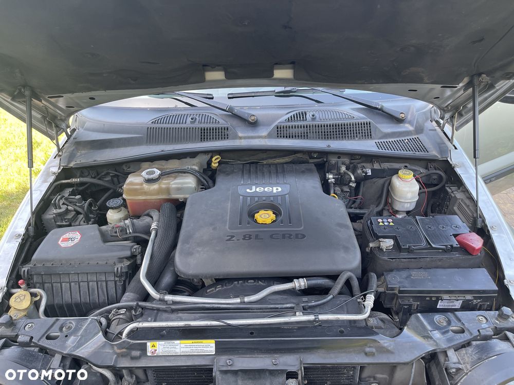Jeep Cherokee - 4