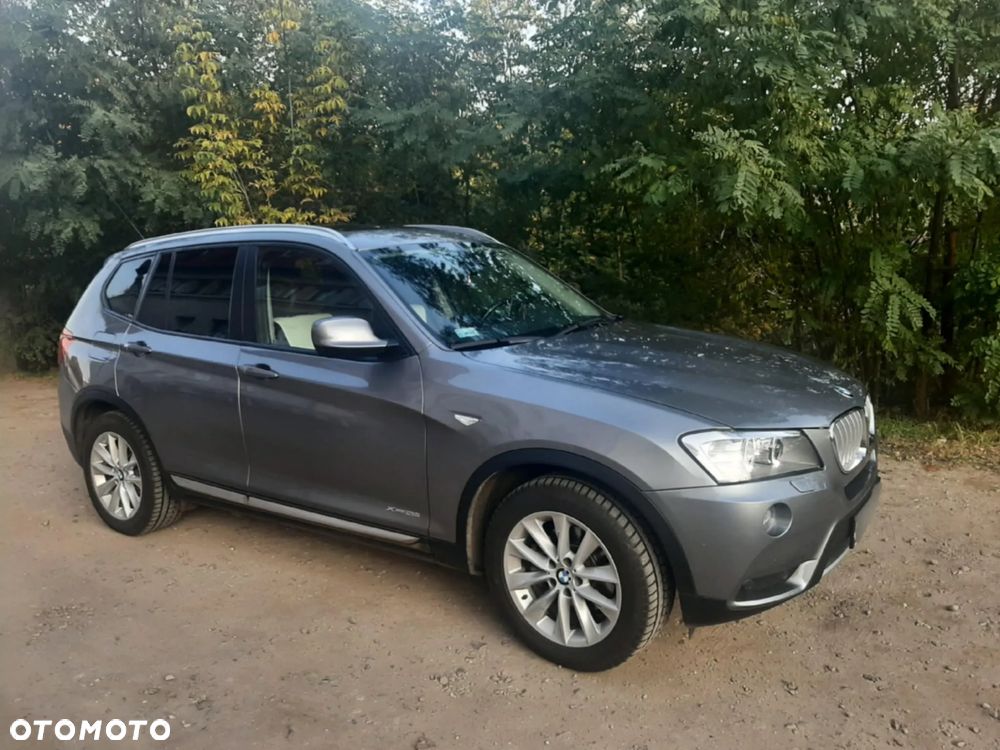BMW X3 28i xDrive - 1