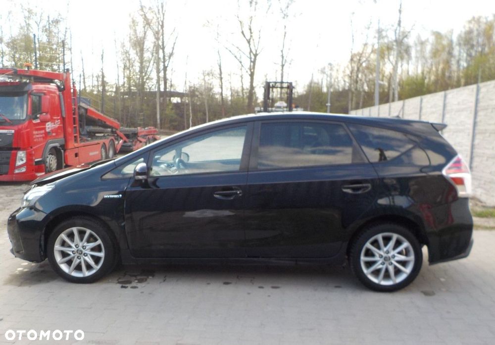 Toyota Prius+ - 10