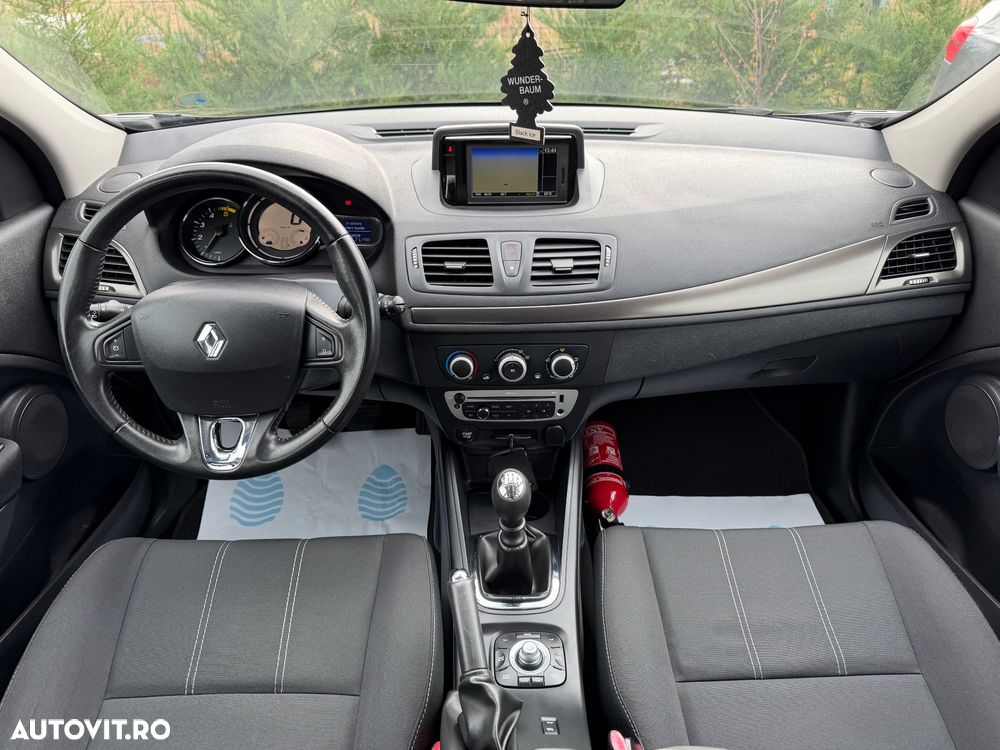 Renault Megane 2015 photo 5