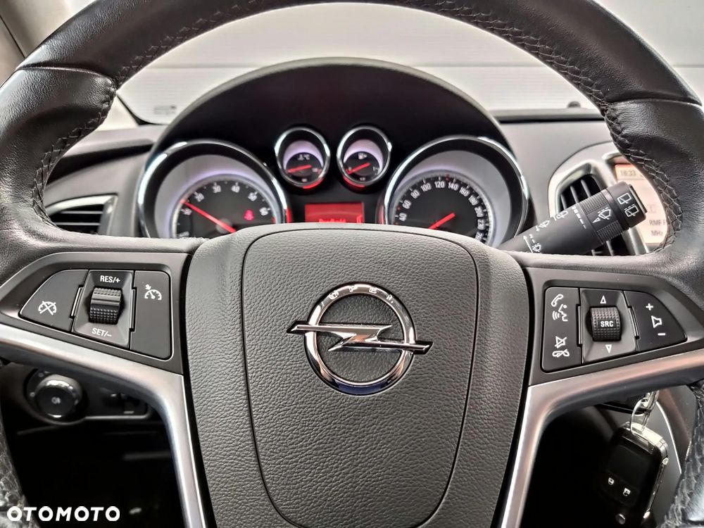 Opel Astra 1.4 Turbo Cosmo - 16