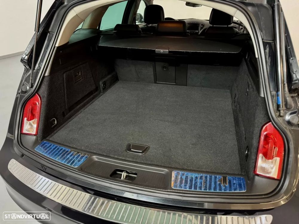 Opel Insignia Sports Tourer 2.0 CDTi Cosmo S/S - 52