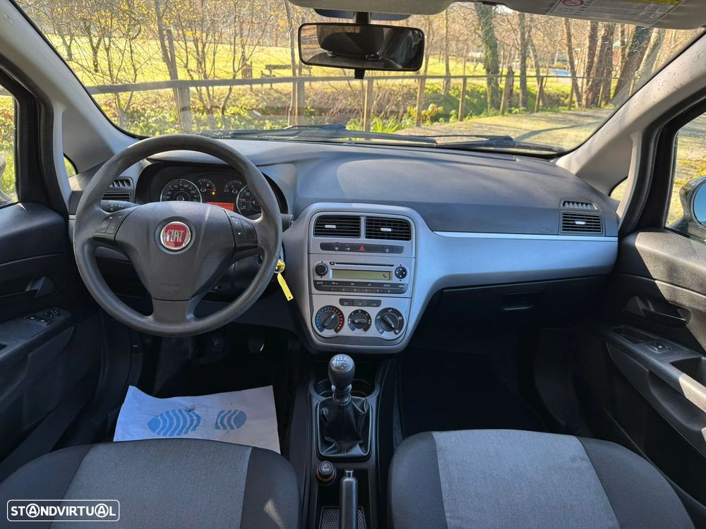 Fiat Punto - 10