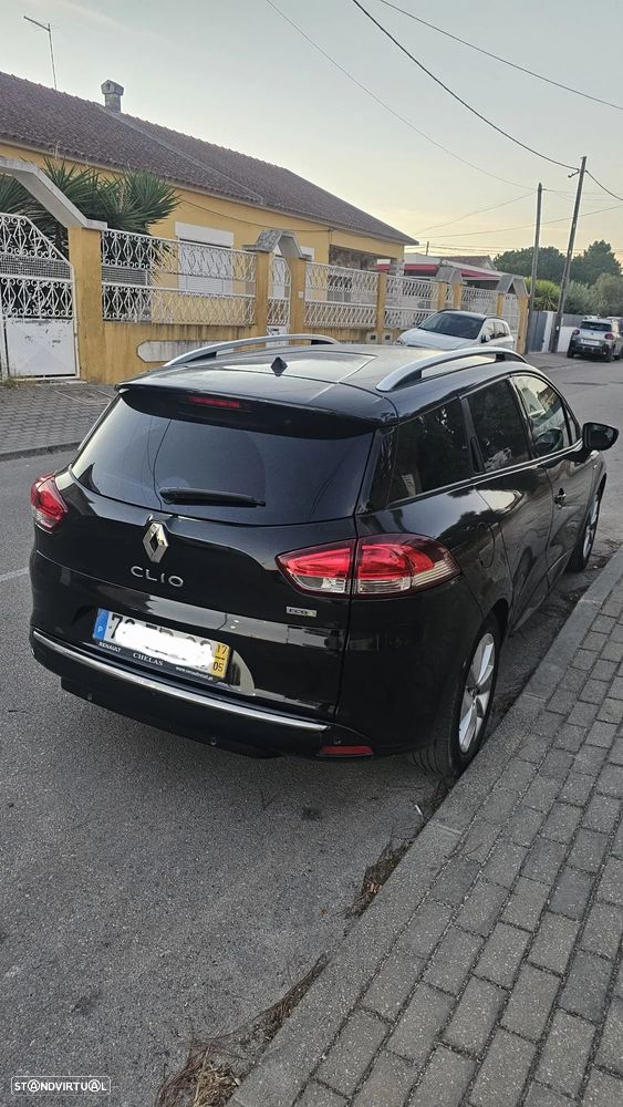 Renault Clio Sport Tourer 1.5 dCi Dynamique S - 4