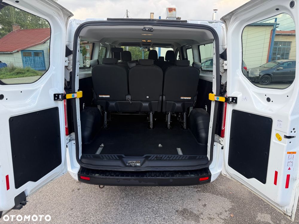Ford Transit Custom - 13