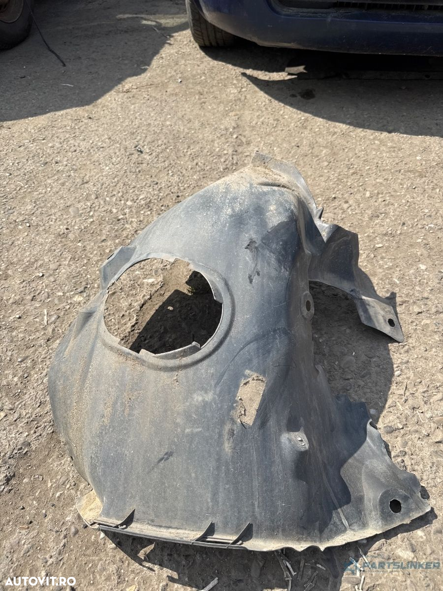 Pasaj/Carenaj roata fata dreapta RENAULT MEGANE II Saloon LM0/1_ 2003 - > dCi K9K 722 8200415287 - 4