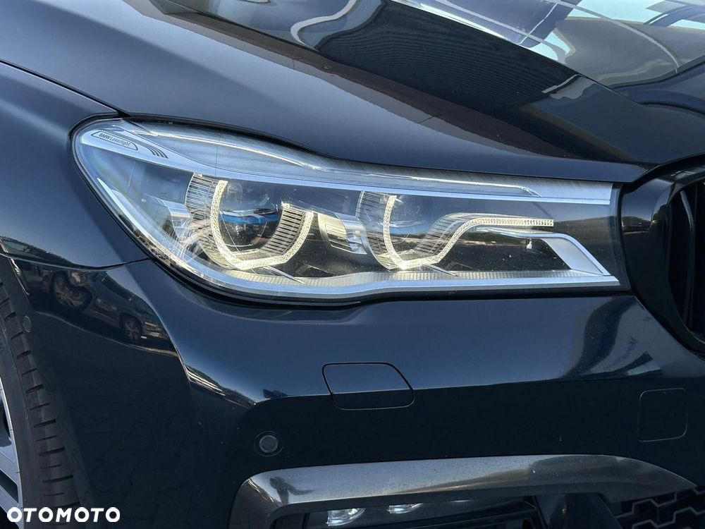 BMW Seria 7 750Ld xDrive - 39